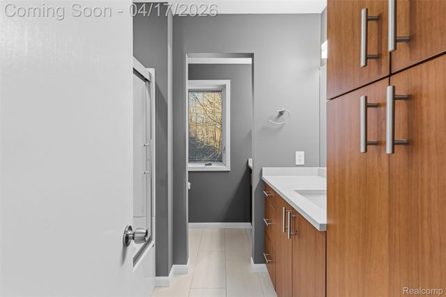 5113 Dye Hill Court, Flint Charter Township, MI 48532