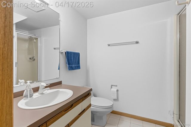 5113 Dye Hill Court, Flint Charter Township, MI 48532