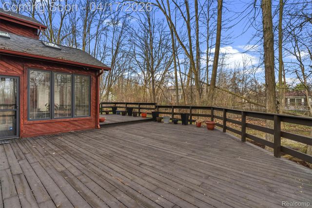 5113 Dye Hill Court, Flint Charter Township, MI 48532