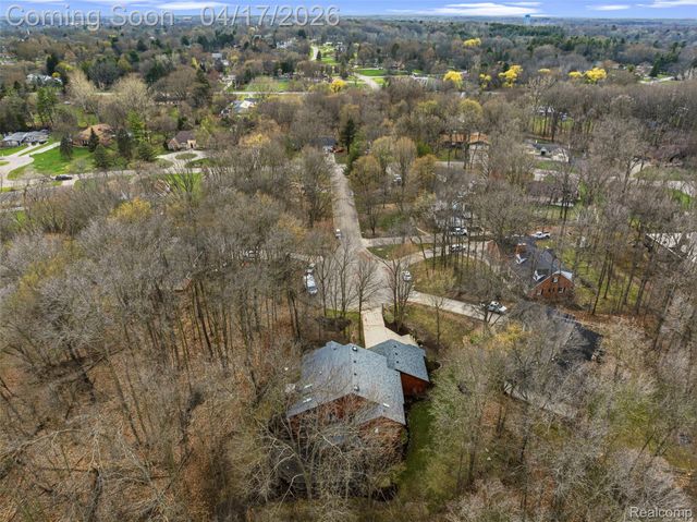 5113 Dye Hill Court, Flint Charter Township, MI 48532