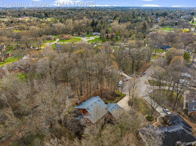 5113 Dye Hill Court, Flint Charter Township, MI 48532