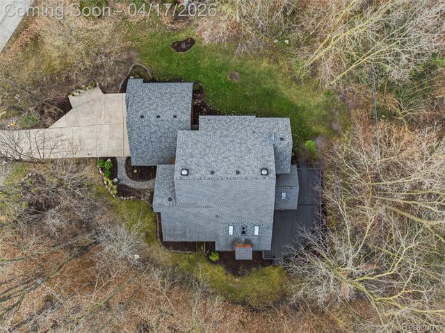 5113 Dye Hill Court, Flint Charter Township, MI 48532