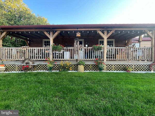 230 W ORE ST, Loganville, PA 17342