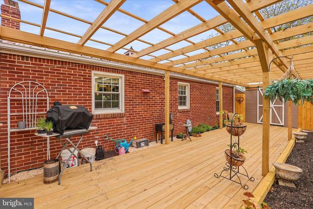 230 W ORE ST, Loganville, PA 17342