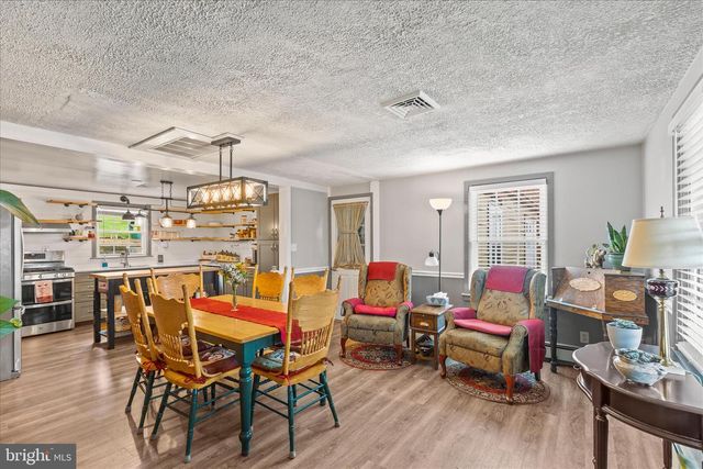 230 W ORE ST, Loganville, PA 17342