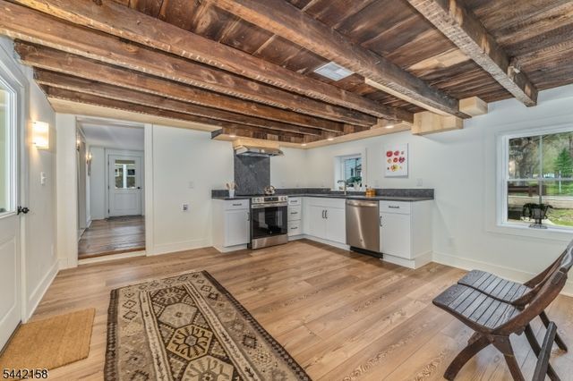 570 Spring Mills Rd., Alexandria Twp., NJ 08848