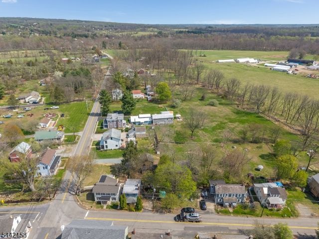 570 Spring Mills Rd., Alexandria Twp., NJ 08848