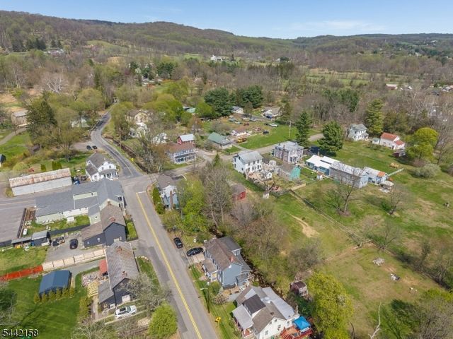 570 Spring Mills Rd., Alexandria Twp., NJ 08848