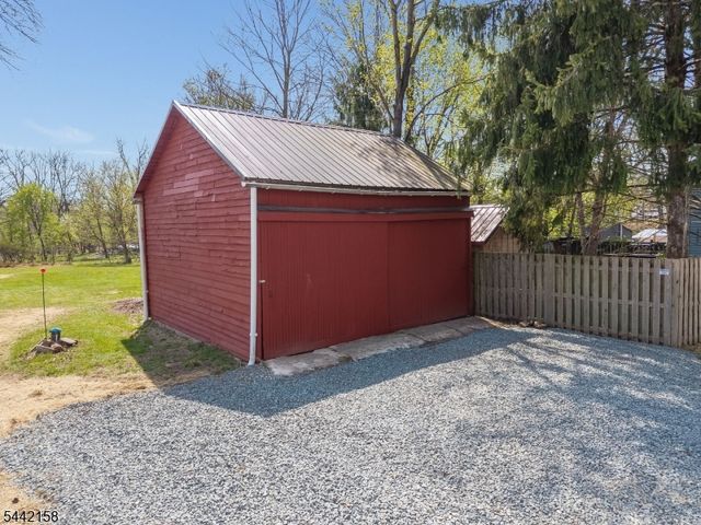 570 Spring Mills Rd., Alexandria Twp., NJ 08848