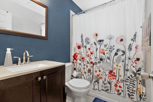 1017 SW 61st St, Lawton, OK 73505