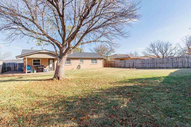 1017 SW 61st St, Lawton, OK 73505