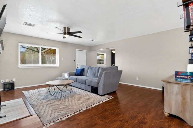 1017 SW 61st St, Lawton, OK 73505