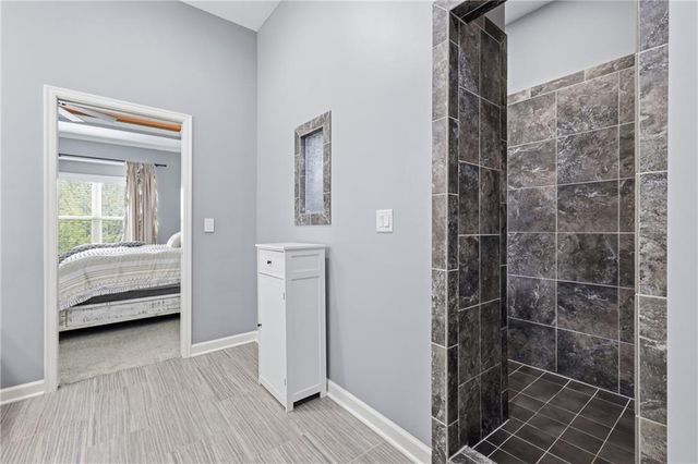 10512 N Euclid Avenue, Kansas City, MO 64155