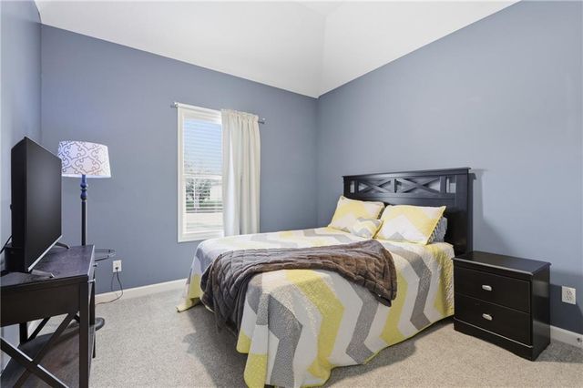 10512 N Euclid Avenue, Kansas City, MO 64155