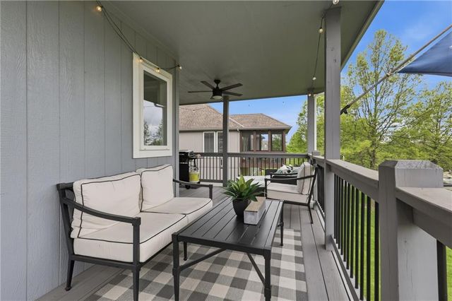 10512 N Euclid Avenue, Kansas City, MO 64155