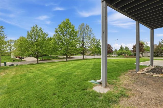 10512 N Euclid Avenue, Kansas City, MO 64155