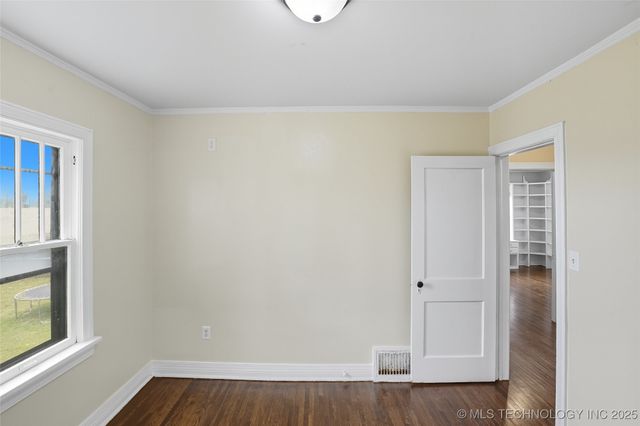 1139 S Canton Avenue, Tulsa, OK 74112