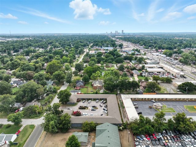 1139 S Canton Avenue, Tulsa, OK 74112