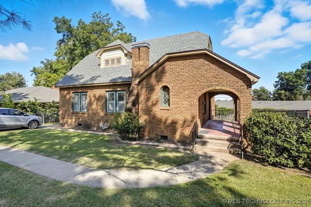 1139 S Canton Avenue, Tulsa, OK 74112
