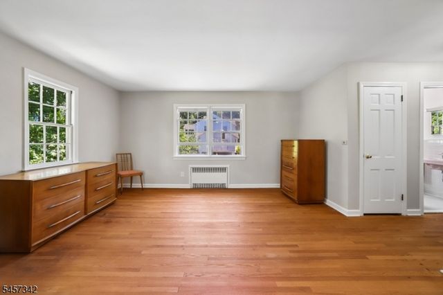 260 Fairmount Ave, Chatham Boro, NJ 07928