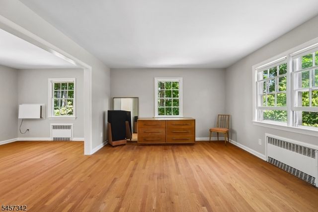 260 Fairmount Ave, Chatham Boro, NJ 07928