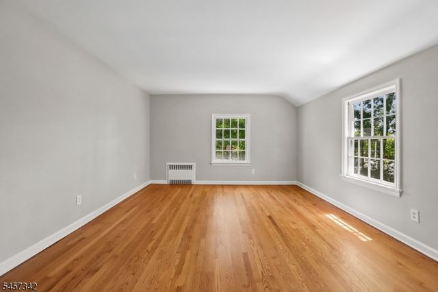 260 Fairmount Ave, Chatham Boro, NJ 07928