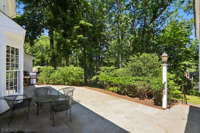 260 Fairmount Ave, Chatham Boro, NJ 07928