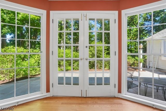 260 Fairmount Ave, Chatham Boro, NJ 07928