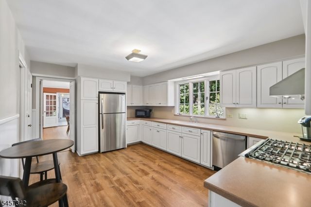 260 Fairmount Ave, Chatham Boro, NJ 07928