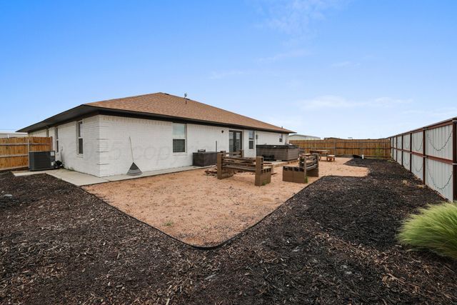 6200 W MCCORMICK Road, Amarillo, TX 79118