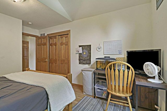 867 River Ridge CIRCLE, Waterford, WI 53185