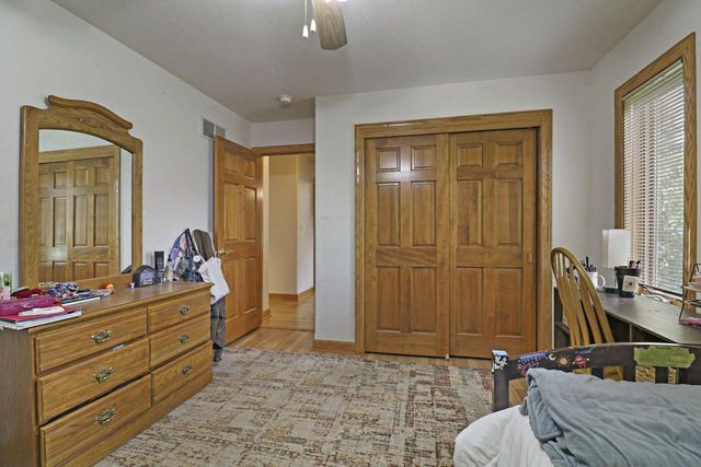 867 River Ridge CIRCLE, Waterford, WI 53185