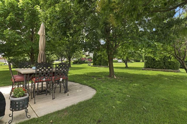 867 River Ridge CIRCLE, Waterford, WI 53185