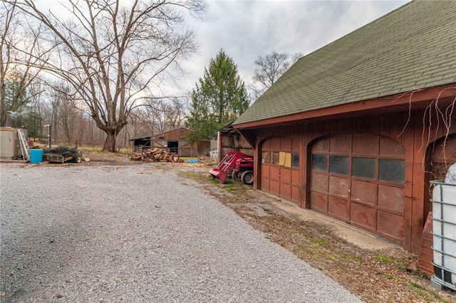 279 Reibold Rd, Forward Twp, PA 16053