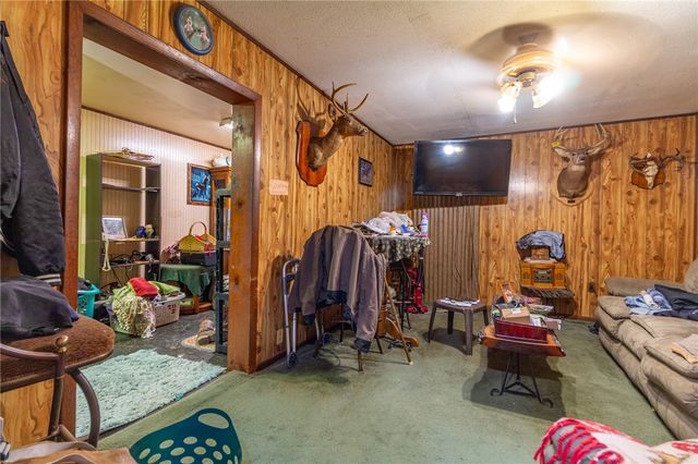 279 Reibold Rd, Forward Twp, PA 16053