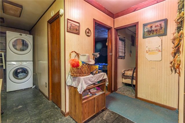 279 Reibold Rd, Forward Twp, PA 16053