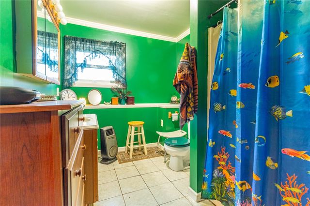 279 Reibold Rd, Forward Twp, PA 16053