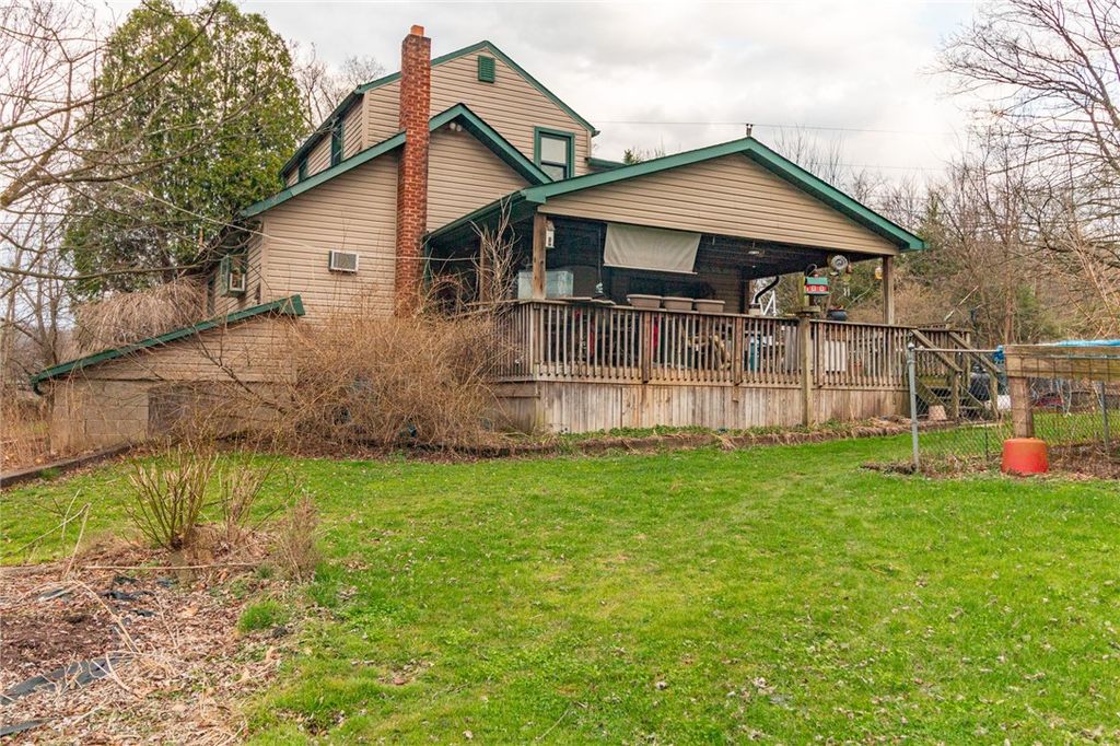 279 Reibold Rd, Forward Twp, PA 16053