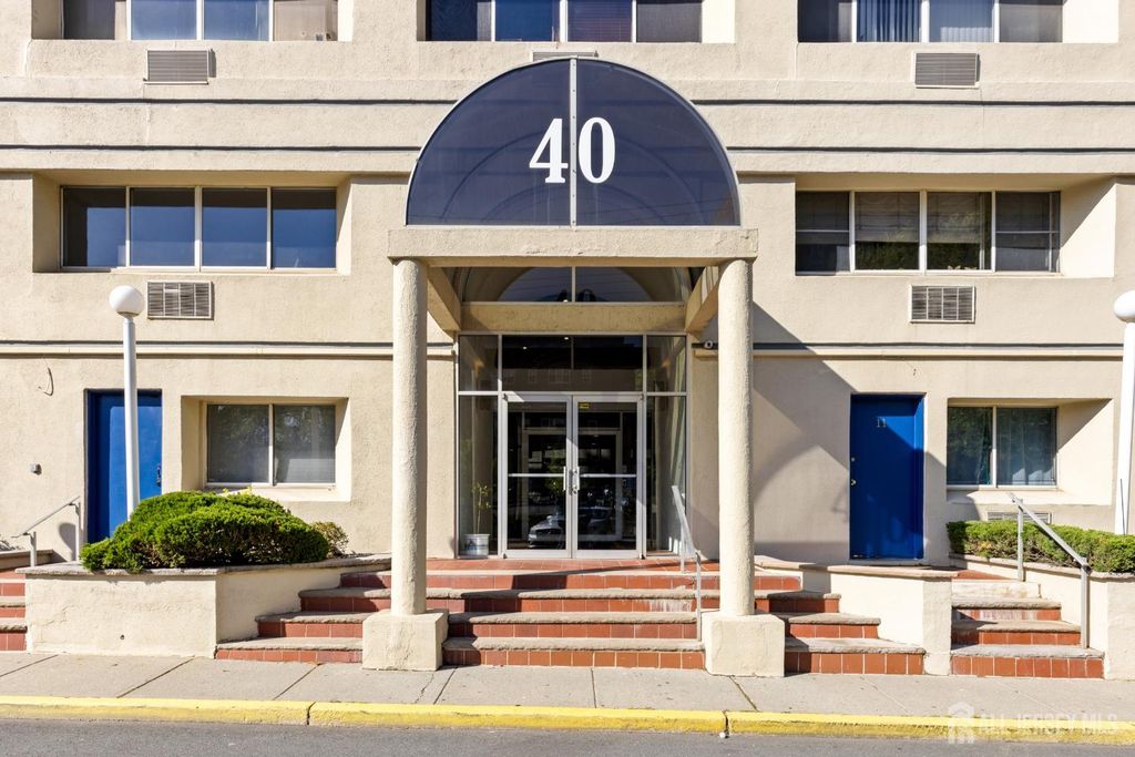 40 Fayette Street 26, Perth Amboy, NJ 08861