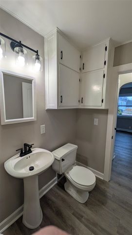 105 N Woodrow Avenue, Battle Creek, MI 49015