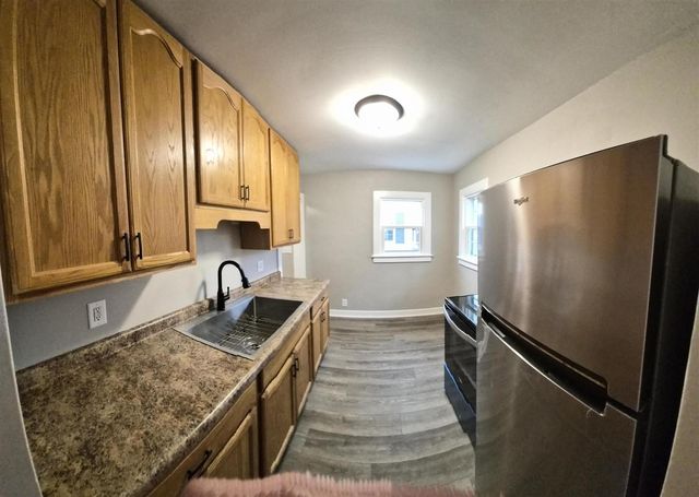 105 N Woodrow Avenue, Battle Creek, MI 49015