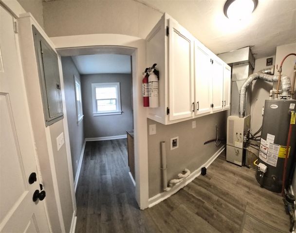 105 N Woodrow Avenue, Battle Creek, MI 49015