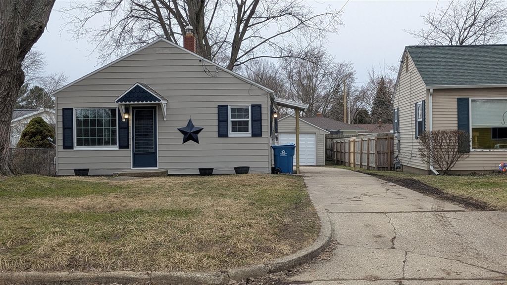 105 N Woodrow Avenue, Battle Creek, MI 49015