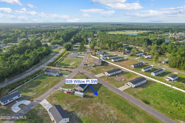 928 Willow Place SW, Calabash, NC 28467