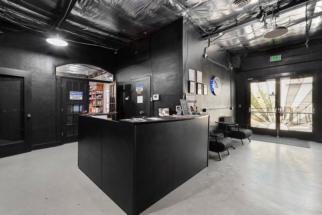 635 & 637 BROADWAY Boulevard SE, Albuquerque, NM 87102