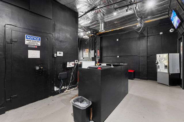 635 & 637 BROADWAY Boulevard SE, Albuquerque, NM 87102