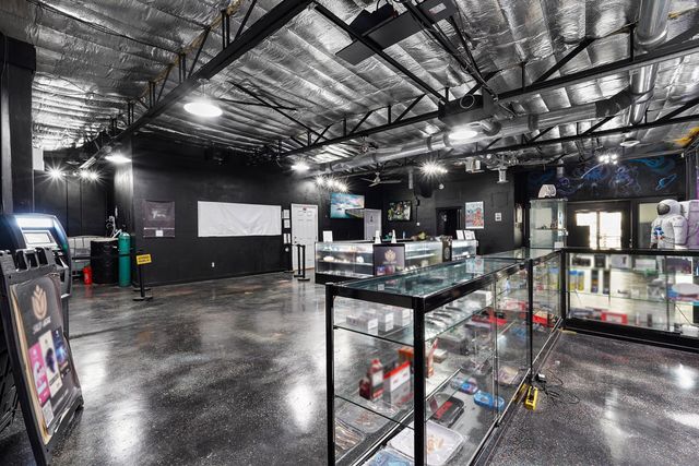 635 & 637 BROADWAY Boulevard SE, Albuquerque, NM 87102