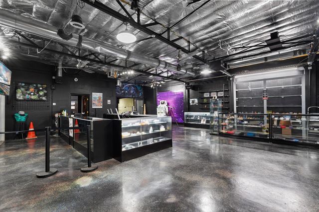 635 & 637 BROADWAY Boulevard SE, Albuquerque, NM 87102