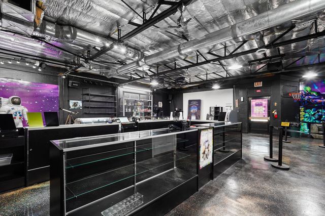 635 & 637 BROADWAY Boulevard SE, Albuquerque, NM 87102