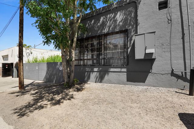 635 & 637 BROADWAY Boulevard SE, Albuquerque, NM 87102